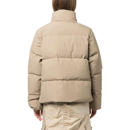 Carhartt WIP ayollar uchun pastki kurtka