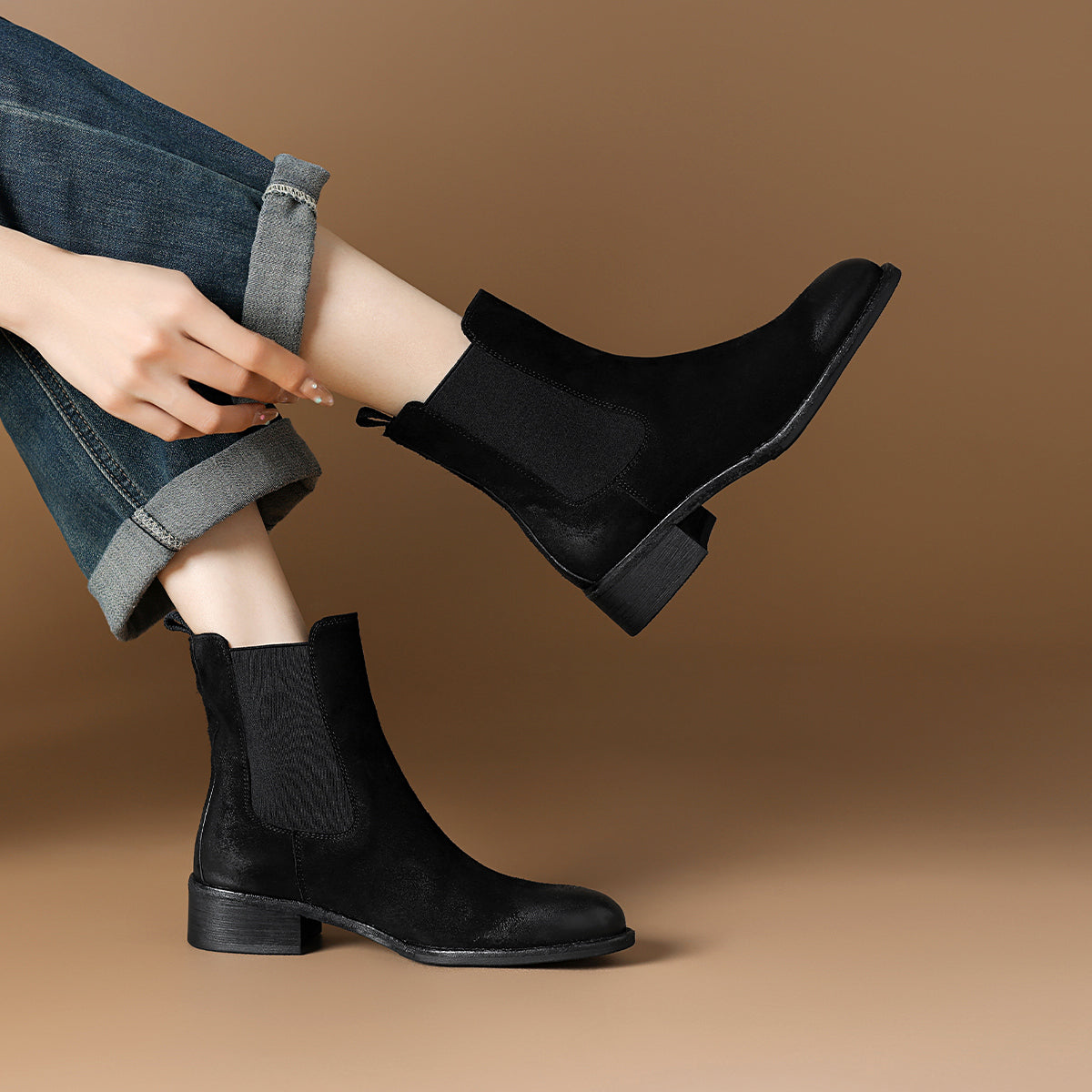 Ayollar uchun Rosa Bianca Chelsi botinkalari