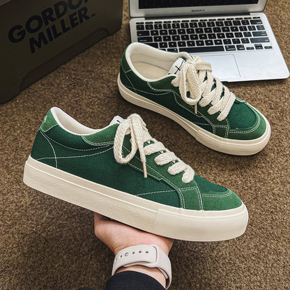 AAA 1955-yildan beri krossovkalar