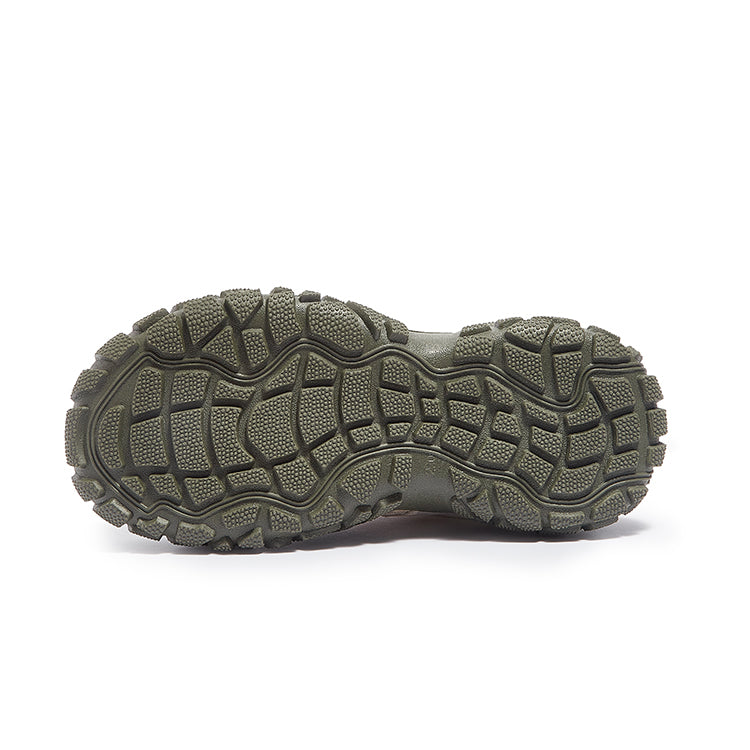 Ayollar uchun tuya krossovkalari