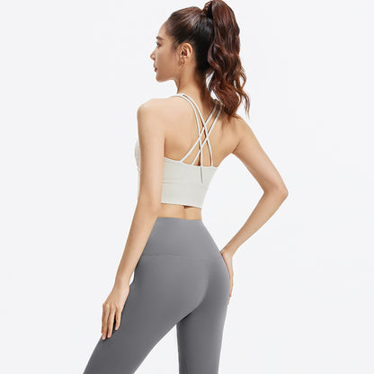 FARO ayollar sport kostyumi