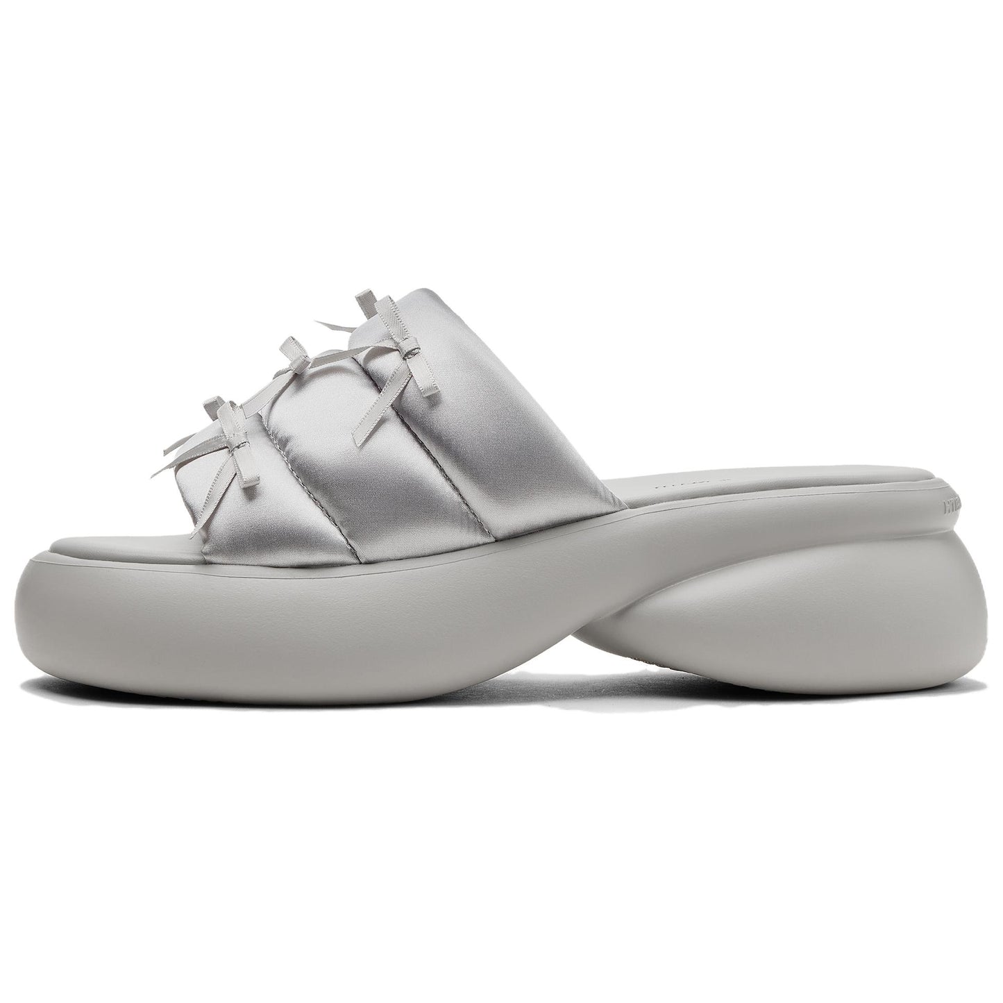 Шлёпанцы женские Charles&Keith ck