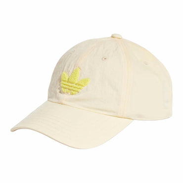 Adidas qalpoqchasi