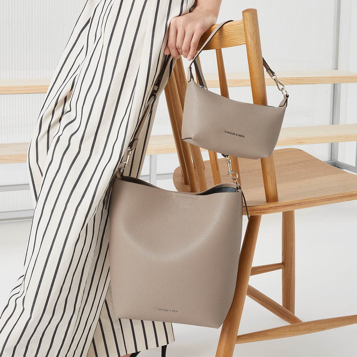 Сумка женская Charles&Keith Lychee Mother Bucket S - Boxette Shop