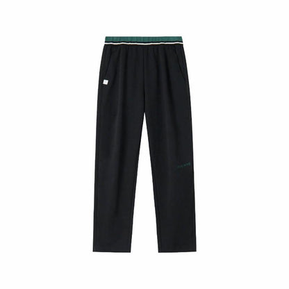 Le Coq Sportif erkaklar shimlari