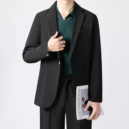 Anti-ofis trendining koreyscha versiyasi erkaklarning kichkina toplari chiroyli bo'sh Gonkong uslubidagi ko'ylagi erkaklar ko'p qirrali kundalik kostyumi engil hashamatli kostyum erkaklar modellari