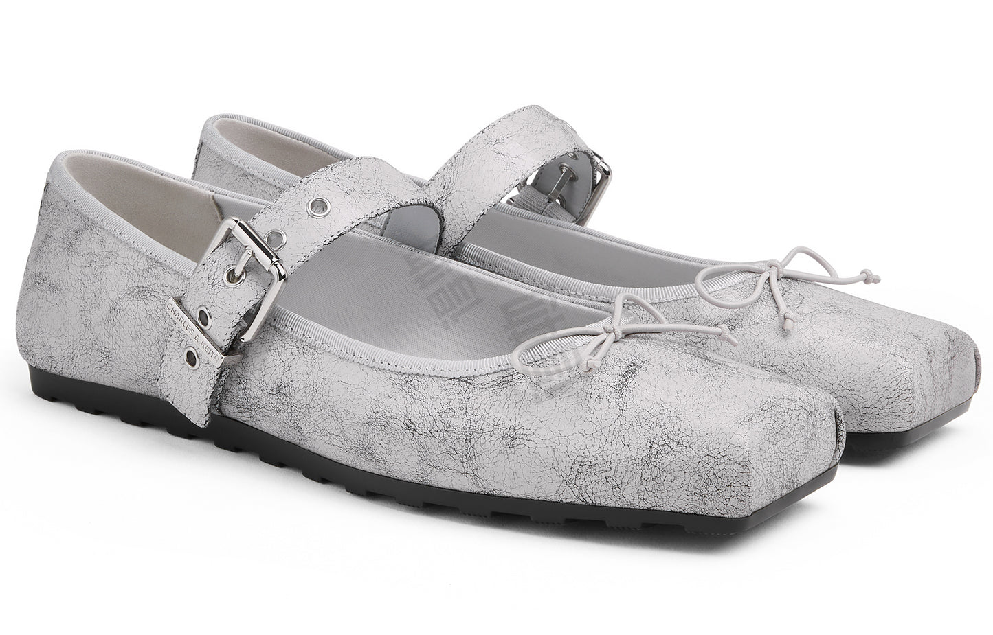 Charlz va Keyt ayollar poyabzali