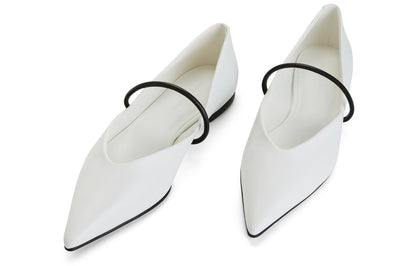 Charlz va Keyt ayollar poyabzali