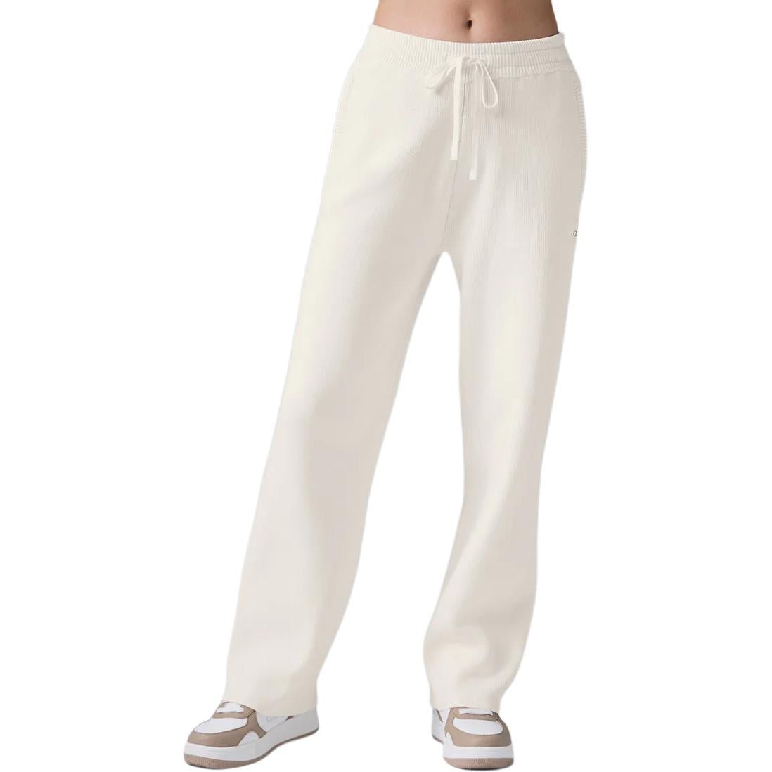 Alo Yoga ayollar sport shimlari