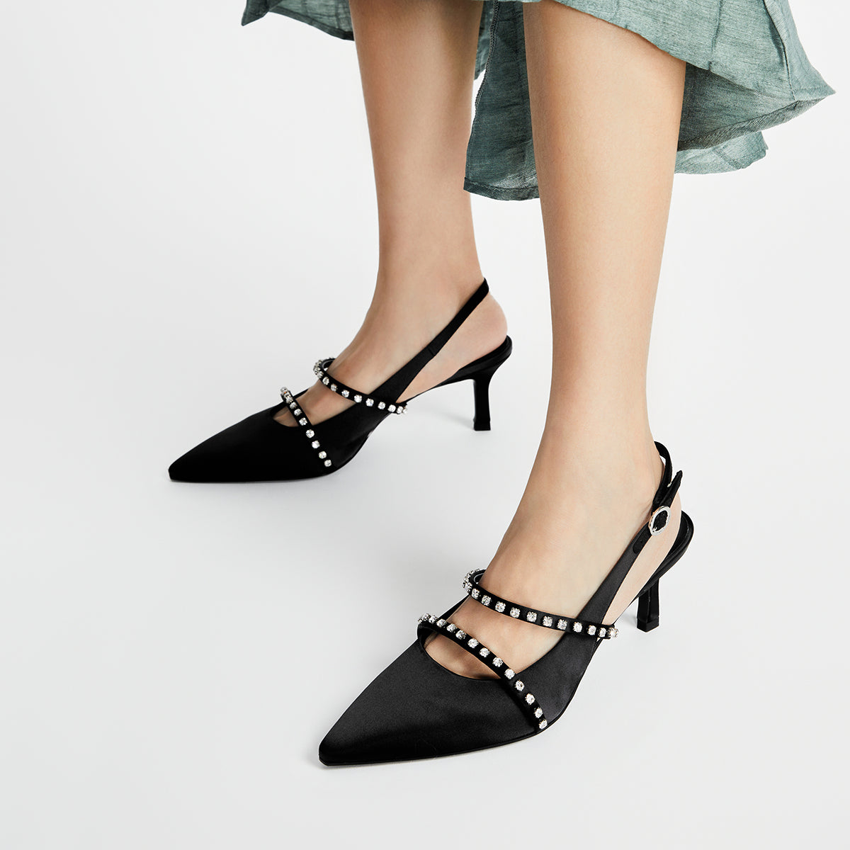 Charlz va Keyt ayollar poyabzali