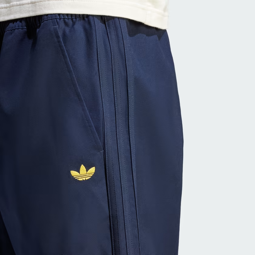 Брюки мужские Adidas Originals Clover Nice Chino Colour