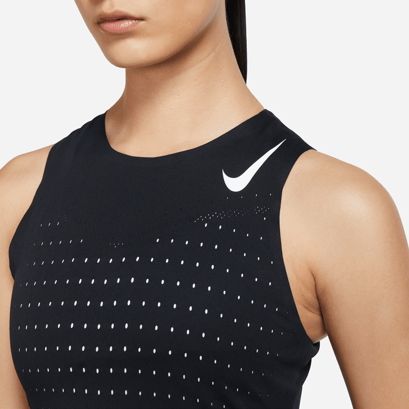Спортивный топ женский Nike Fitted Logo - Boxette Shop