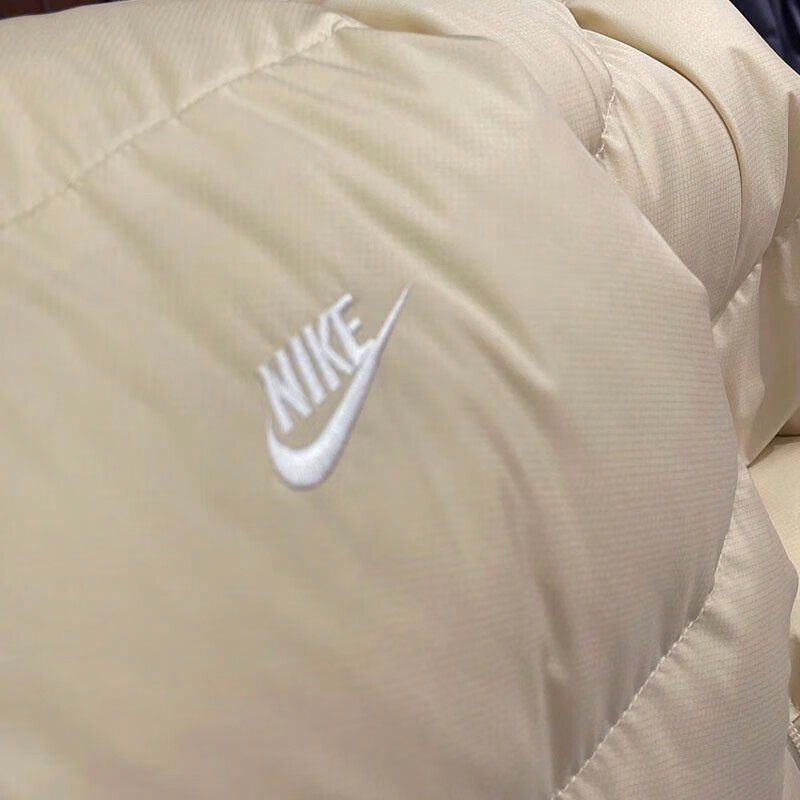 Пуховик мужской Nike