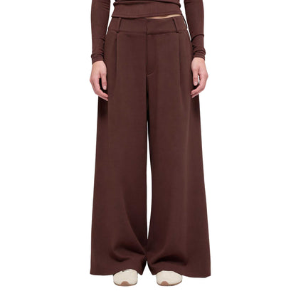 Alo Yoga Dreamscape ayollar shimlari