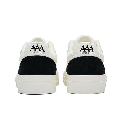 AAA 1955-yildan beri krossovkalar