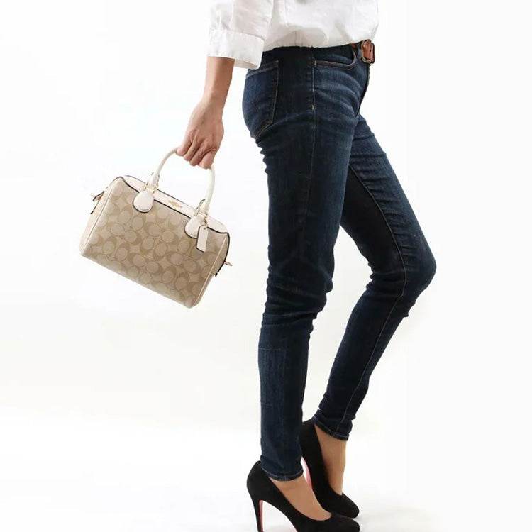 Сумка женская Coach Bennett 23 Zip Coated Canvas Spliced - Boxette Shop