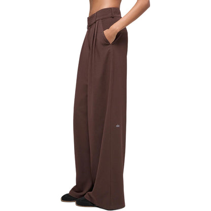 Alo Yoga ayollar shimlari