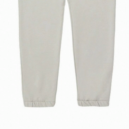 Ochiq kul rangdagi New Balance erkaklar uchun o‘rta uzunlikdagi oddiy trikotaj kozoklari