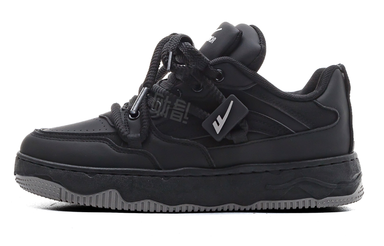 Кроссовки Warrior