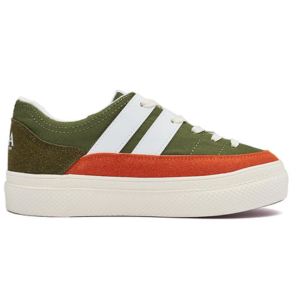 AAA 1955-yildan beri krossovkalar