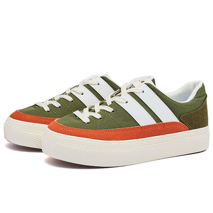 AAA 1955-yildan beri krossovkalar