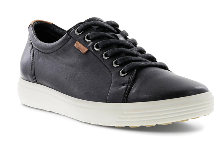 Кроссовки женские ECCO